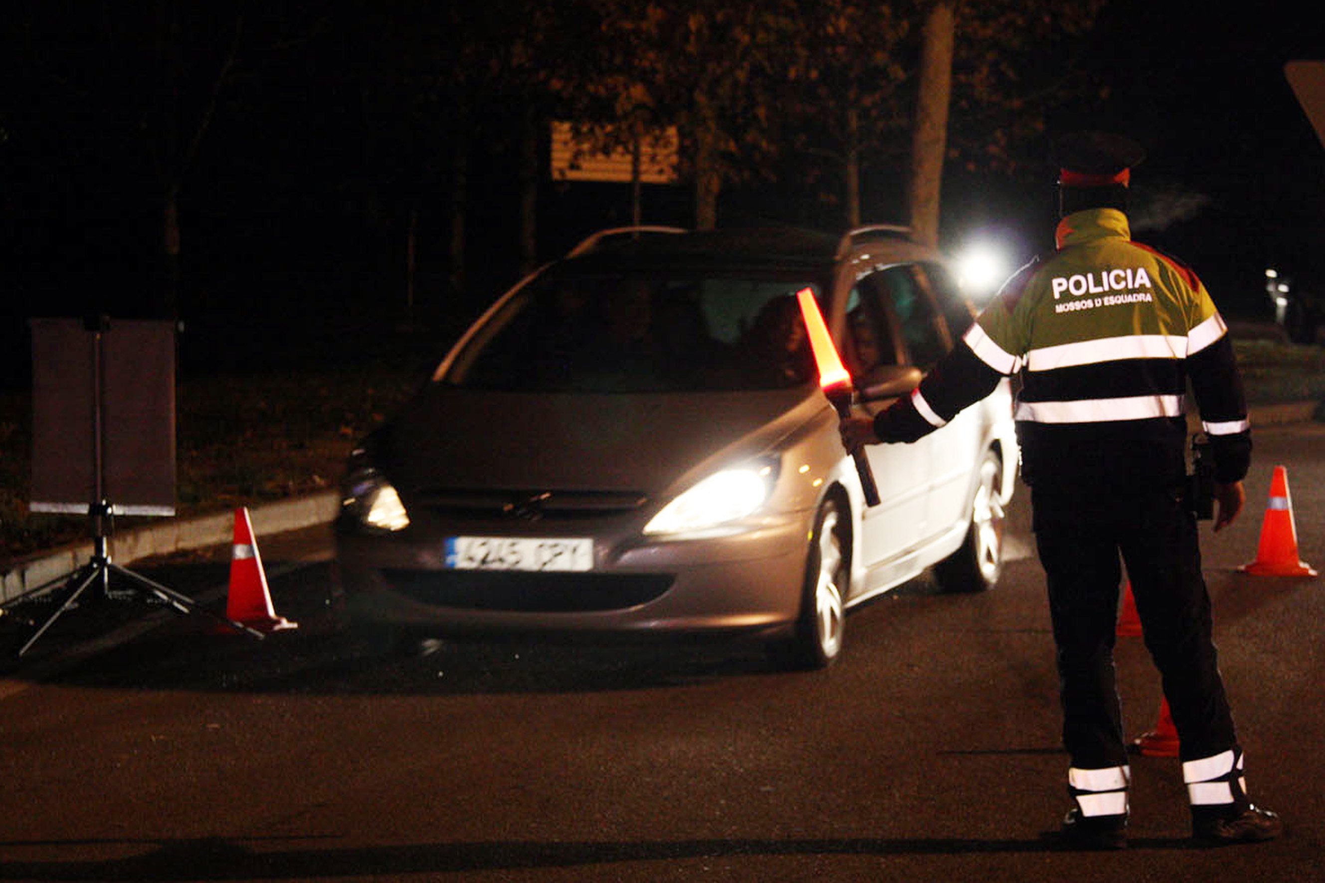 Retenciones, refuerzos policiales y consejos de cara a la verbena