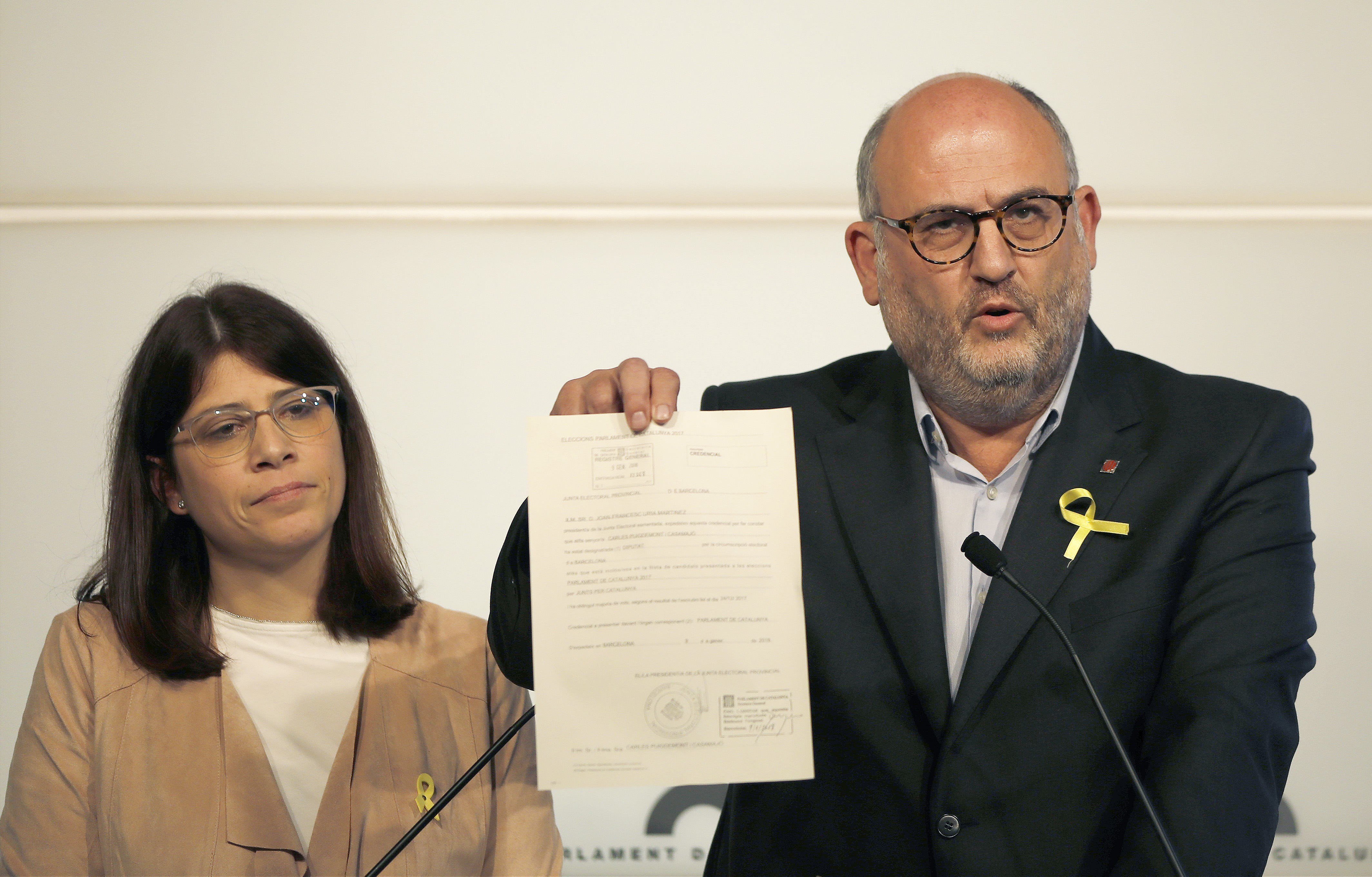 JuntsxCat crida Torrent a defensar la candidatura de Puigdemont