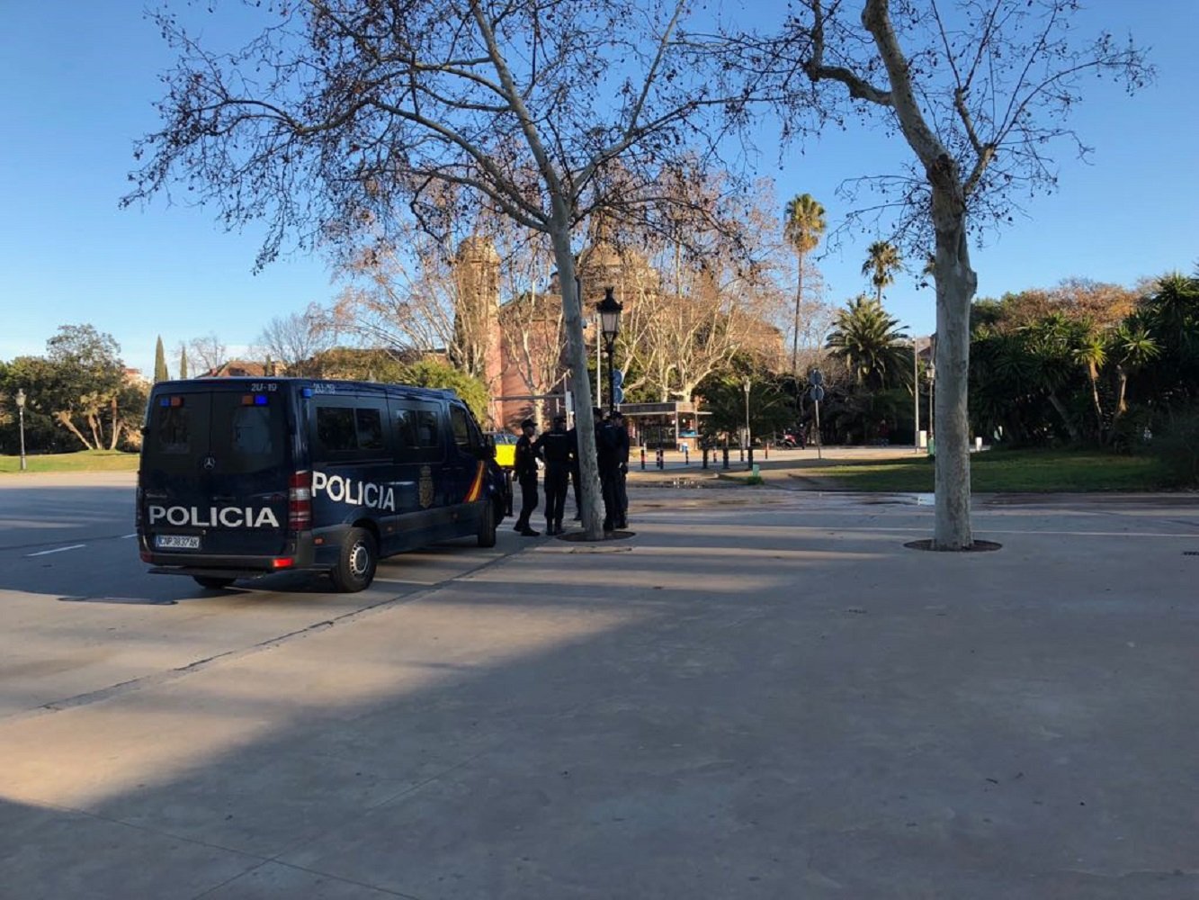 Torrent reprocha a Zoido el despliegue policial español ante el Parlament