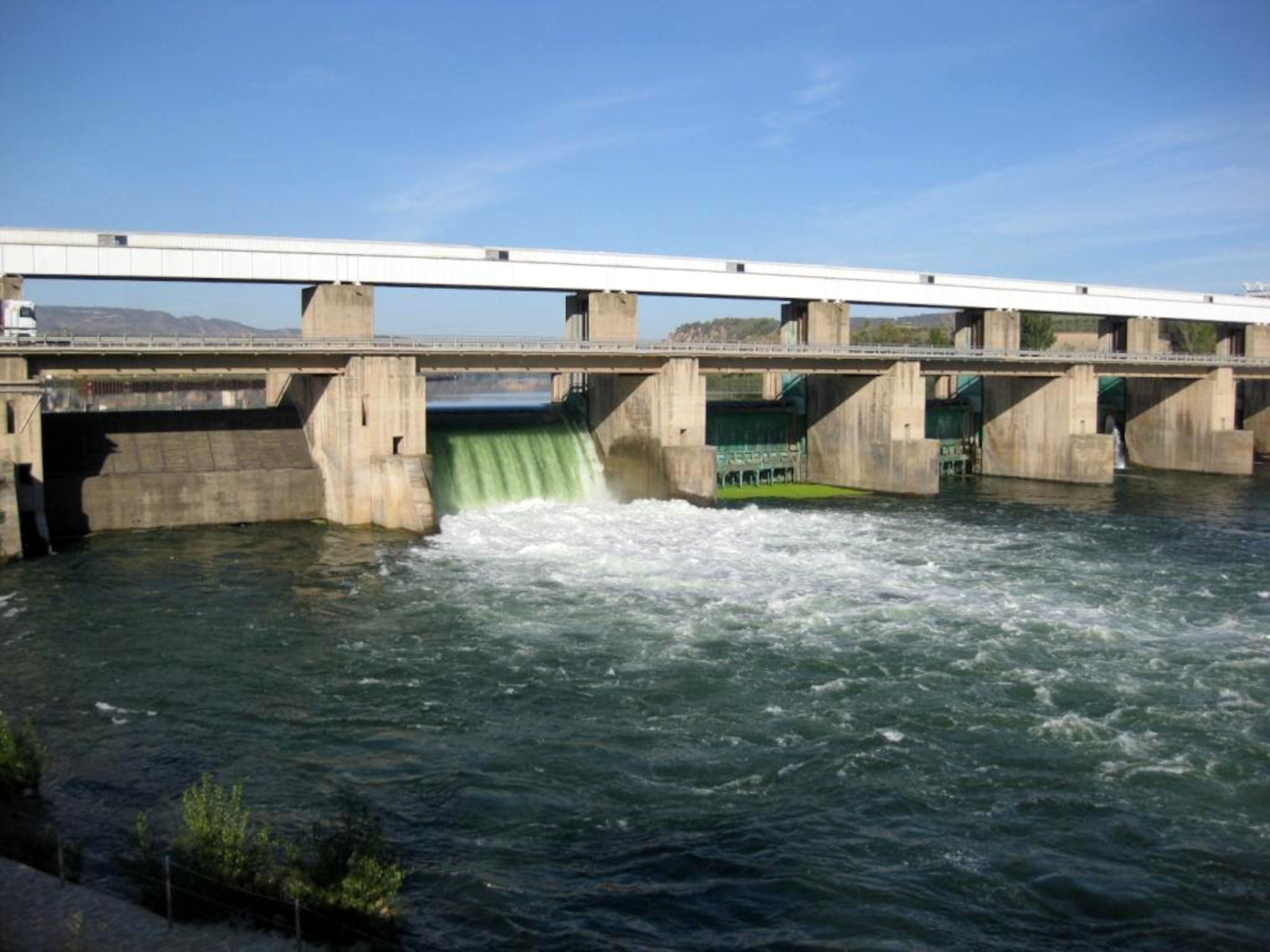 Les reserves dels pantans de l'Ebre cauen al mínim dels últims cinc anys