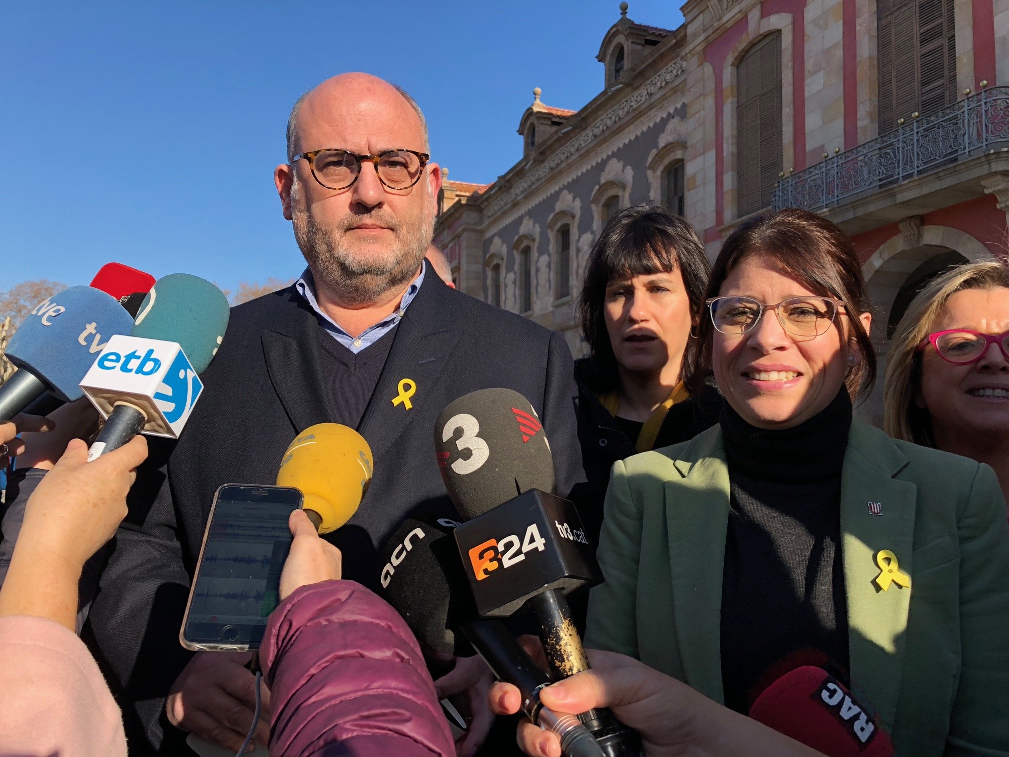 JuntsxCat recorda a Torrent la seva obligació de defensar la investidura de Puigdemont
