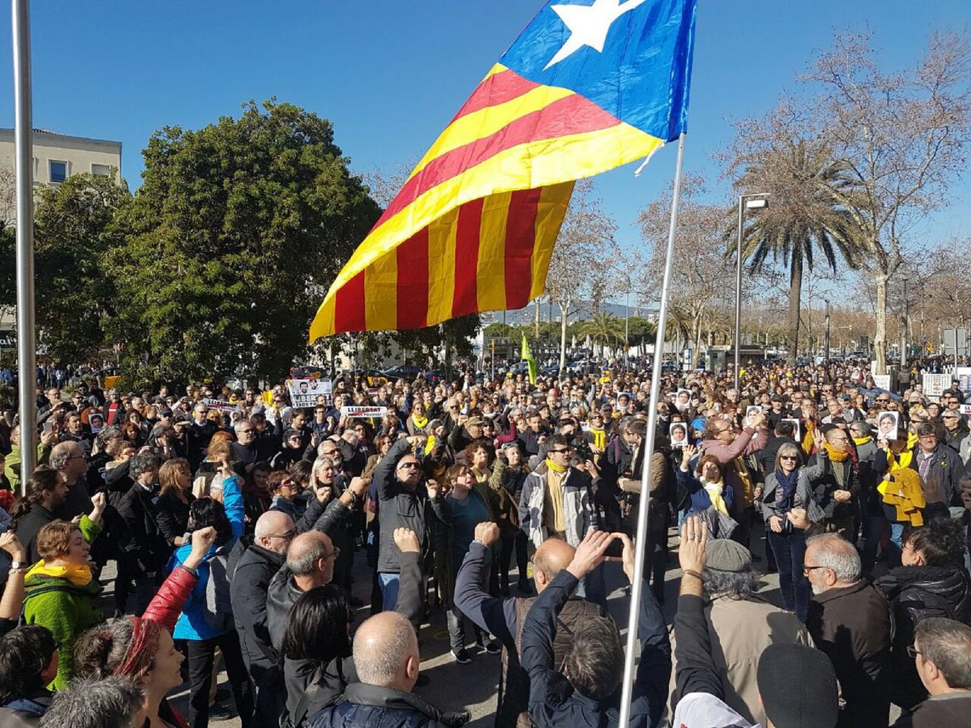 Rebategen el passeig Joan de Borbó pel passeig de la República