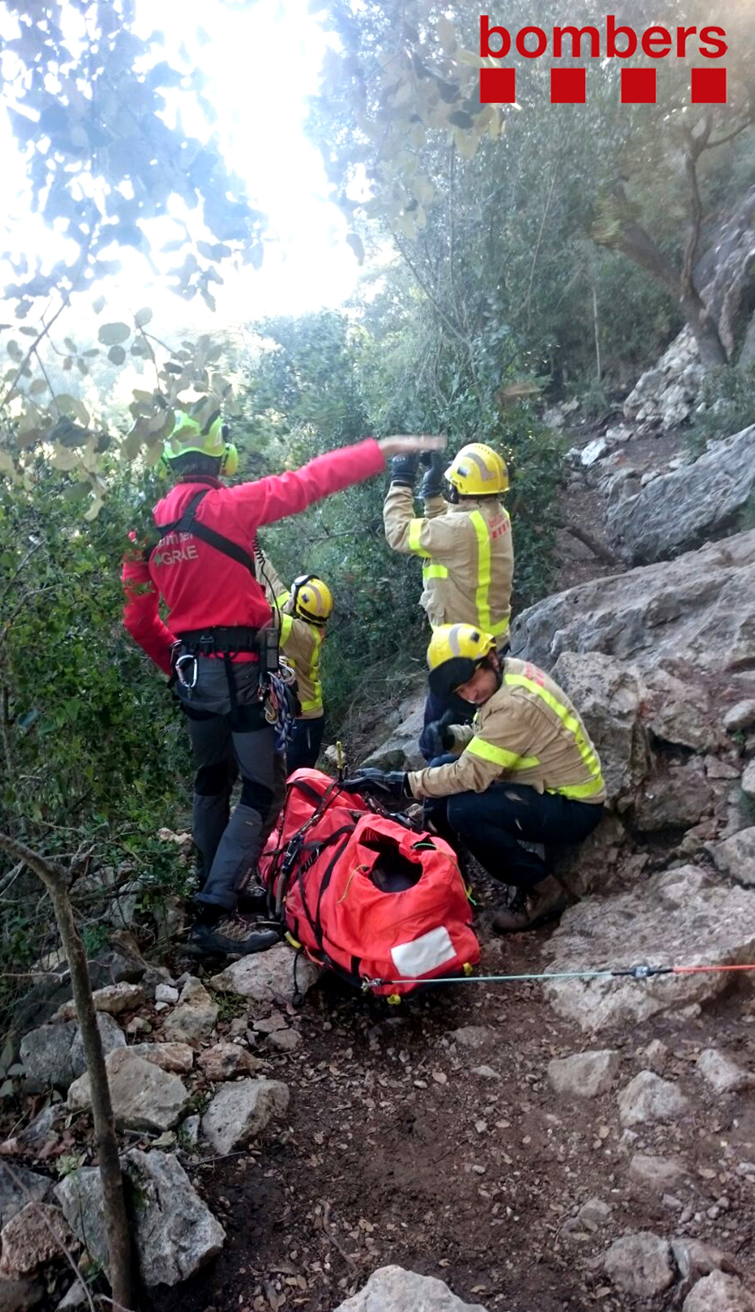 Una escaladora rescatada en estat crític a Subirats