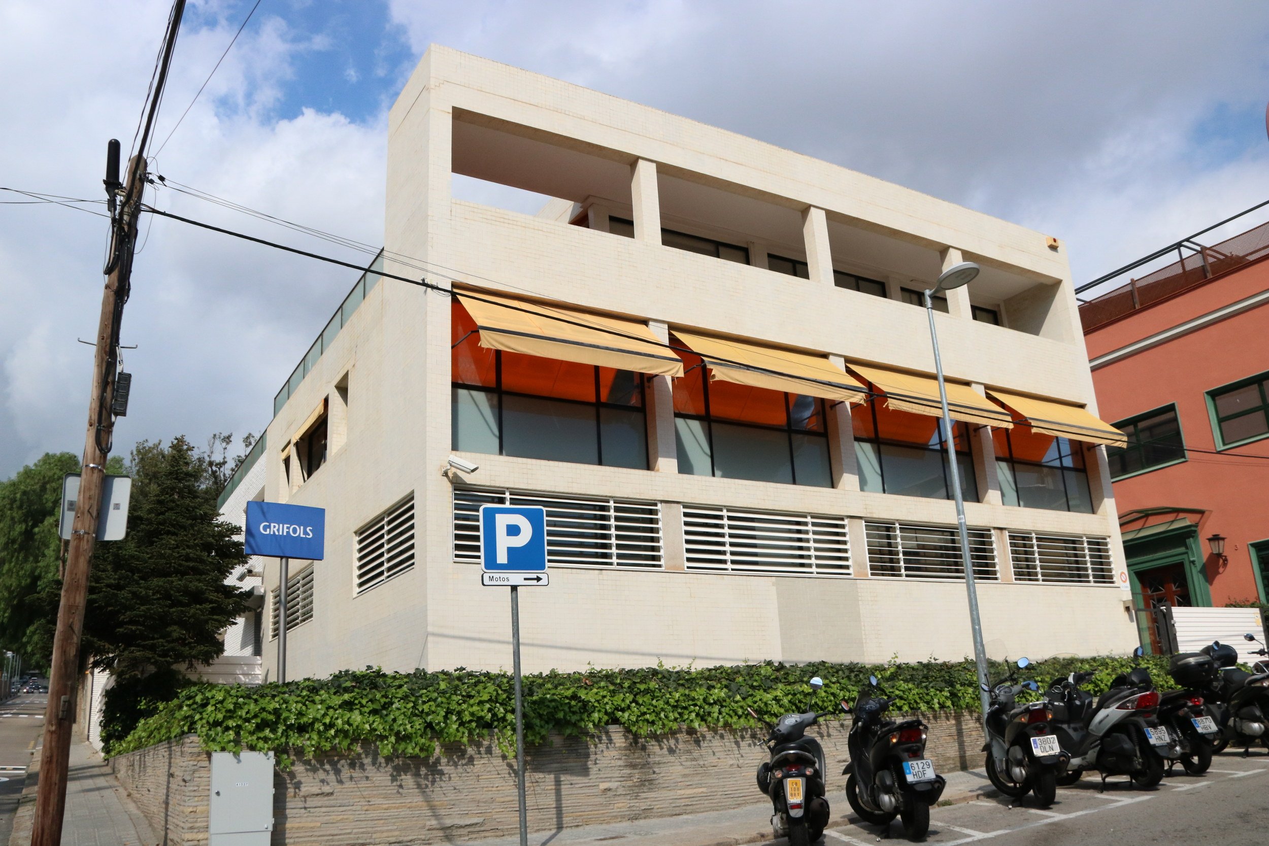 Grifols anuncia un impacte positiu de 90 milions per la reforma fiscal de Trump