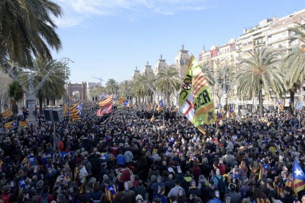 passeig lluis companys mani anc - laura gomez passeig lluis companys mani anc - laura gomez