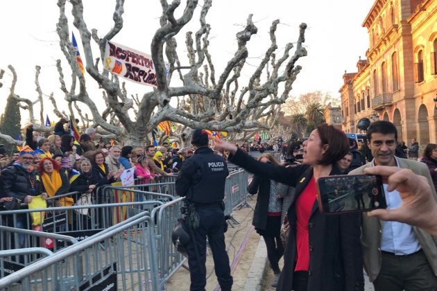 Marta Madrenas investidura puigdemont manifestació / CC Marta Madrenas investidura puigdemont manifestació / CC