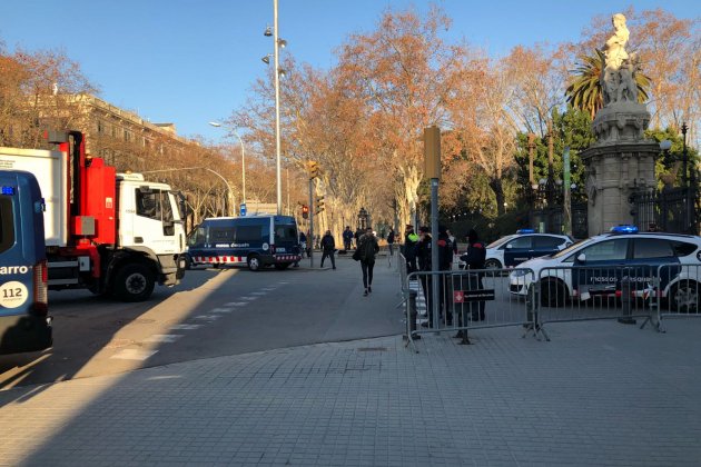 mossos parlament investidura nico tomas mossos parlament investidura nico tomas