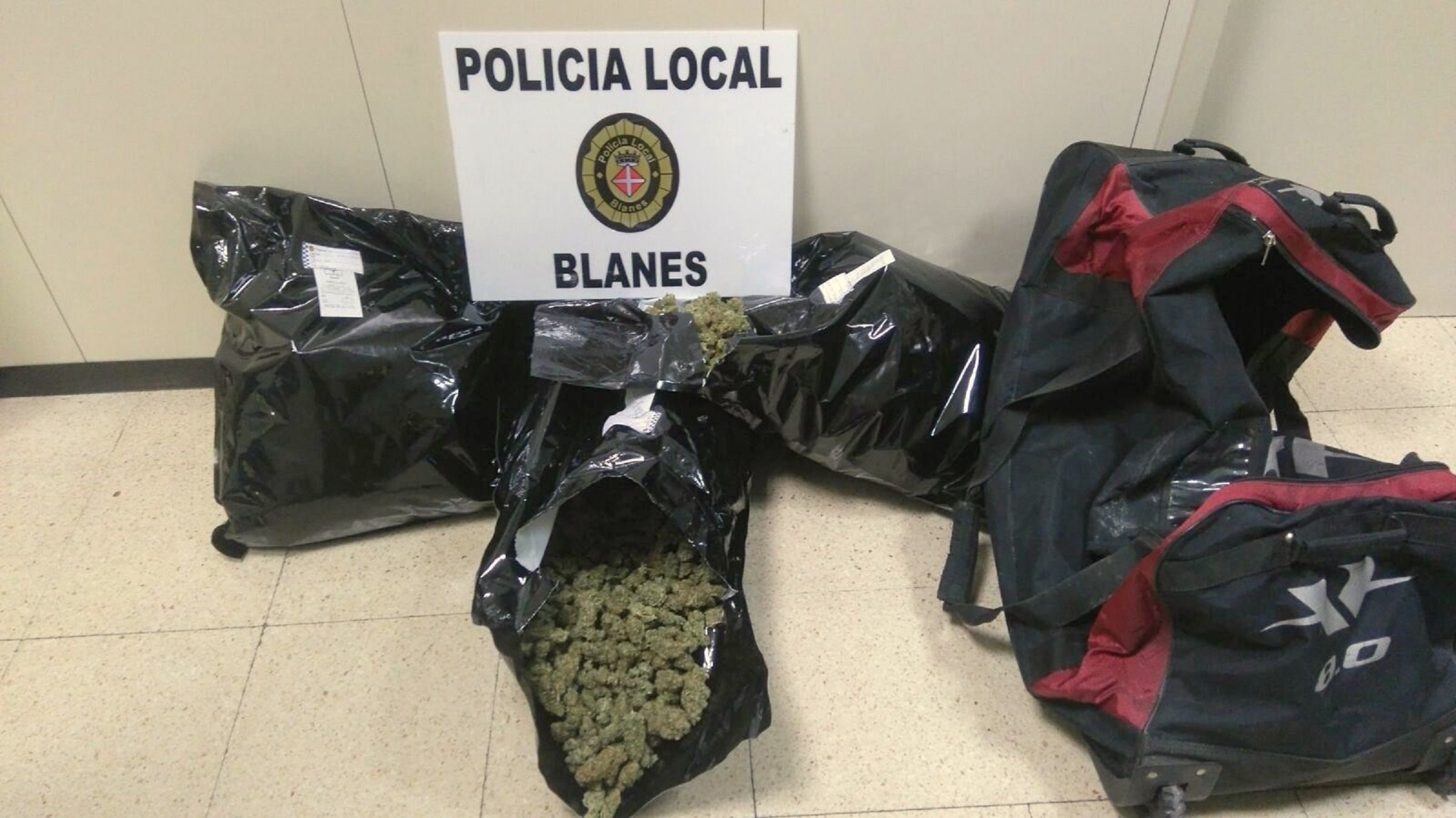 Dos detinguts amb 8 quilos de marihuana a Blanes