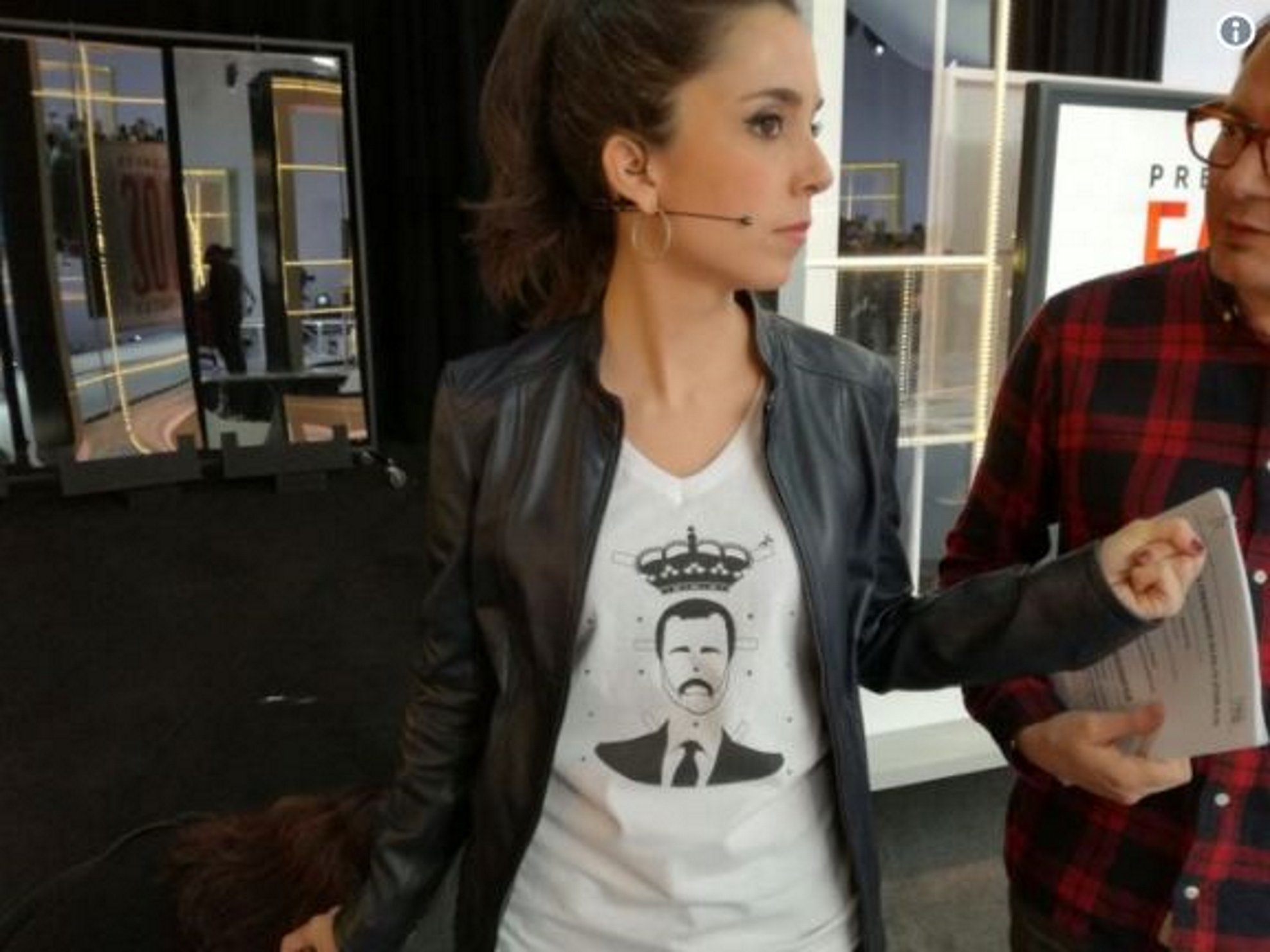 La enigmática camiseta de Laura Rosel en TV3
