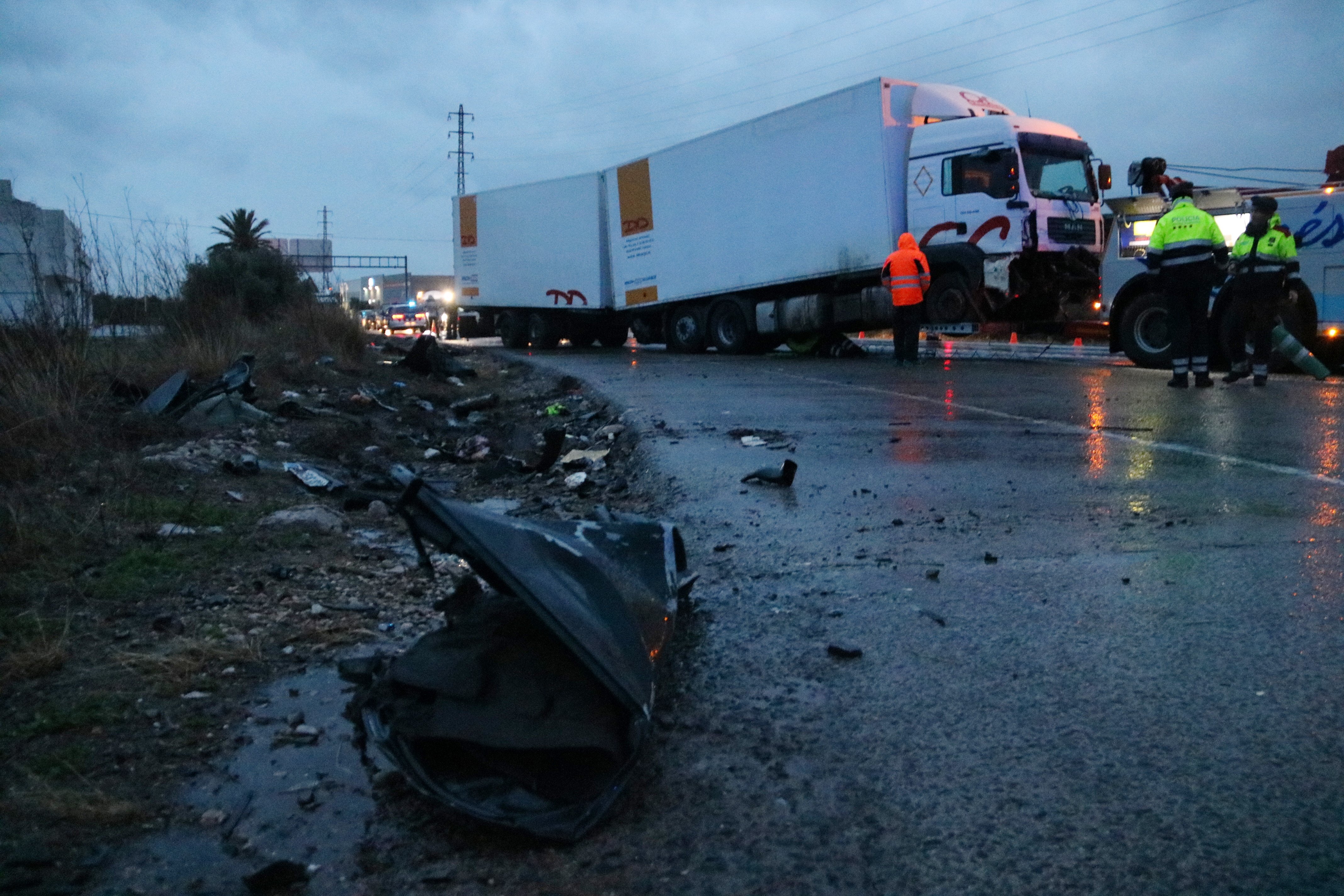 Tres muertos en un accidente múltiple en la N-340 en Coma-ruga