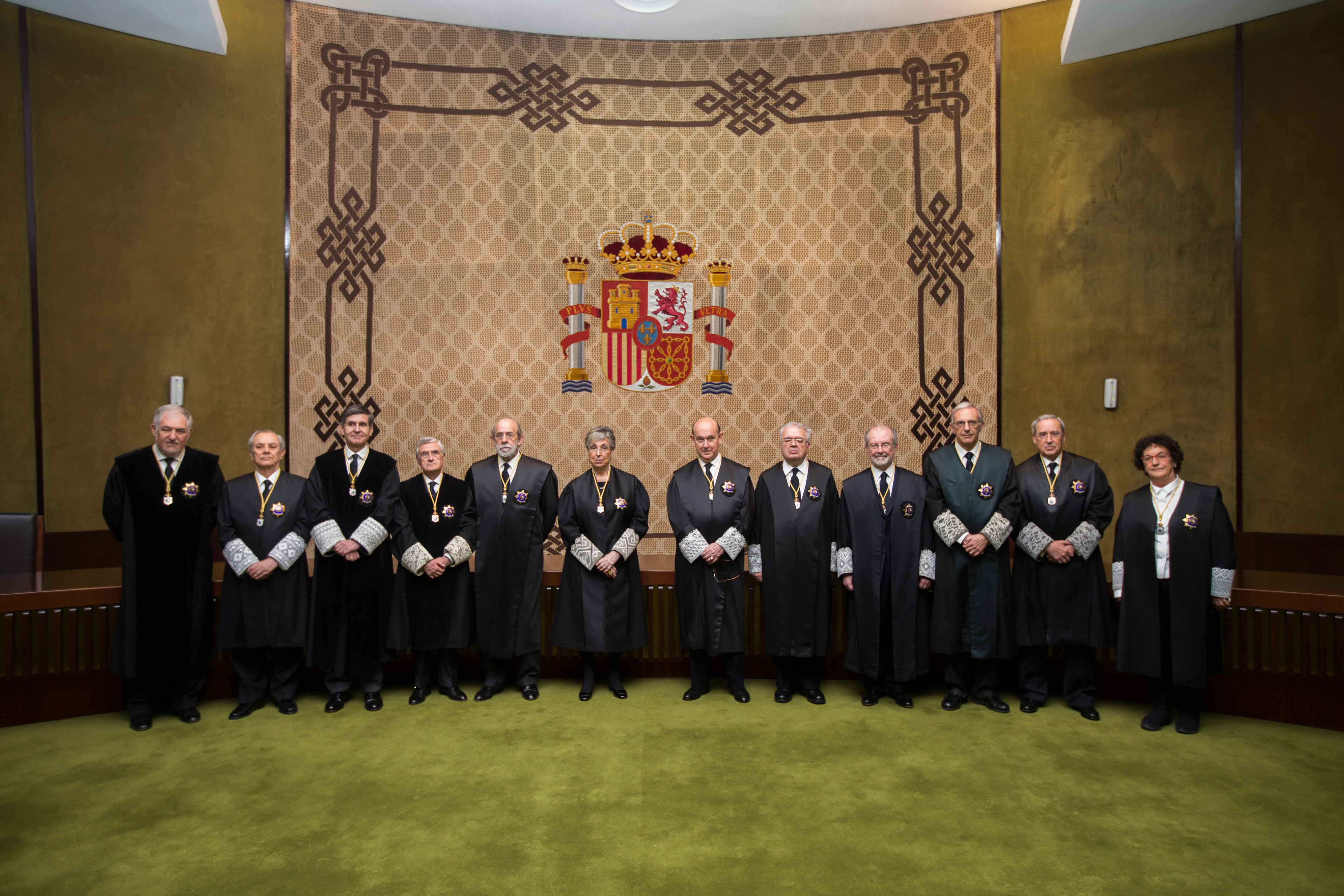 Jueces españoles critican injerencias del gobierno de Rajoy en el TC y en el Supremo por el procés