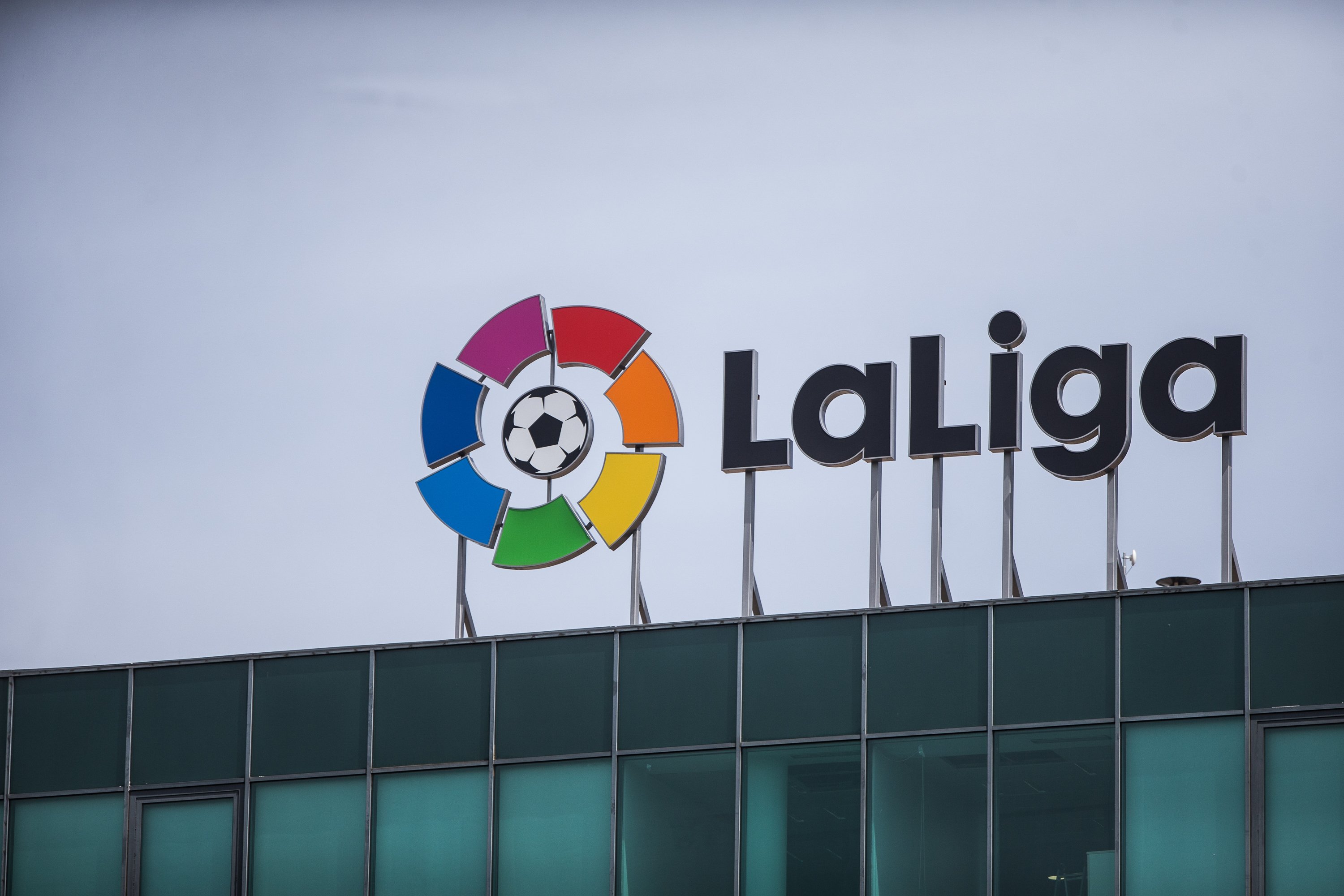 Tret de sortida a LaLiga 2022/23: el Barça de la il·lusió renovada contra el Reial Madrid indestructible