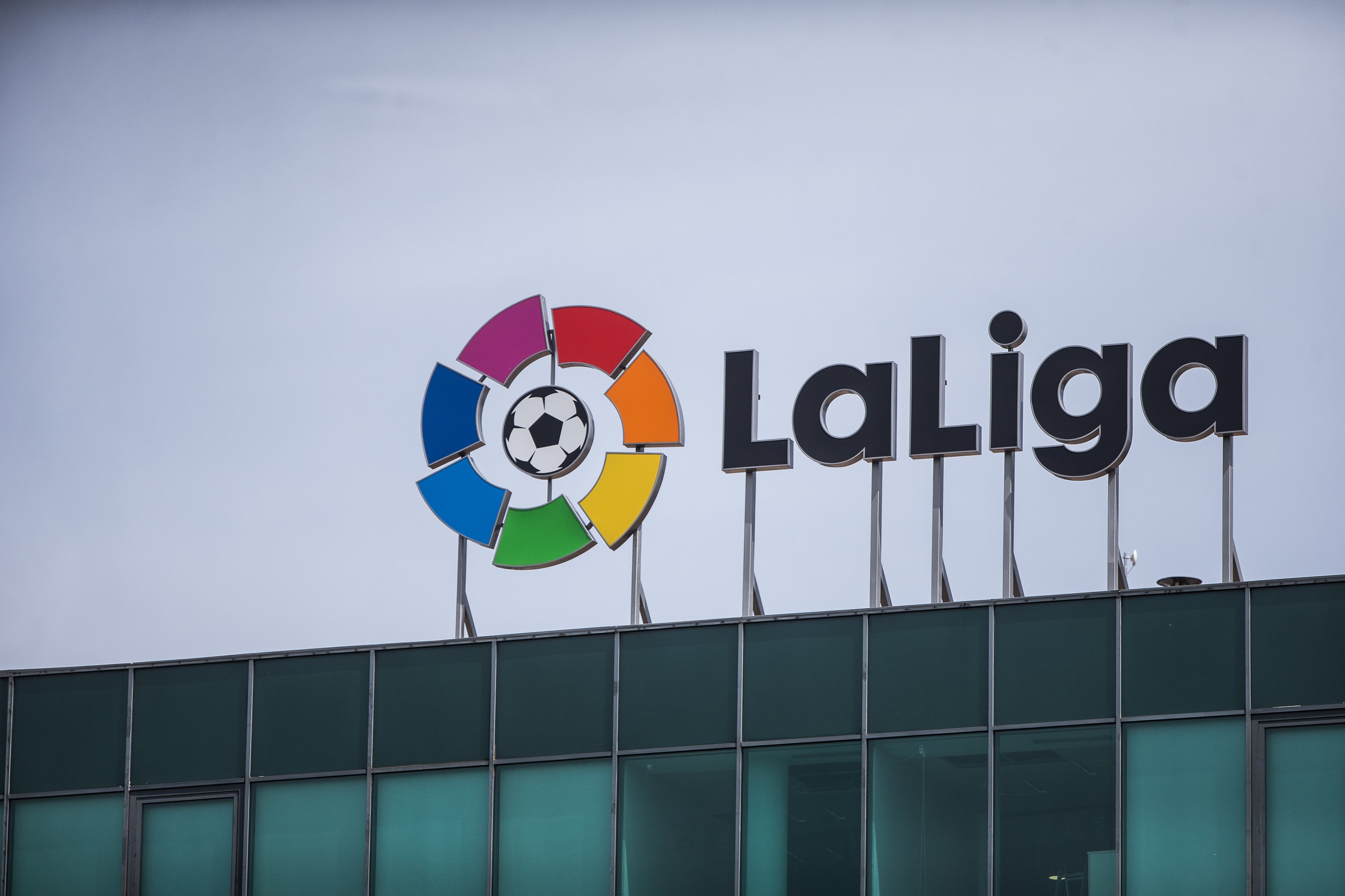 Arranca LaLiga 2022/23: el Barça de la ilusión renovada contra el Real Madrid indestructible