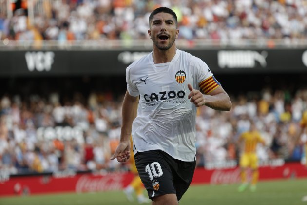 Carlos Soler celebracion gol Valencia Girona / Foto: EFE