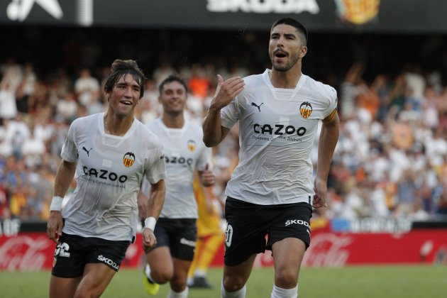 Carlos Soler celebracion gol València Girona / Foto: EFE