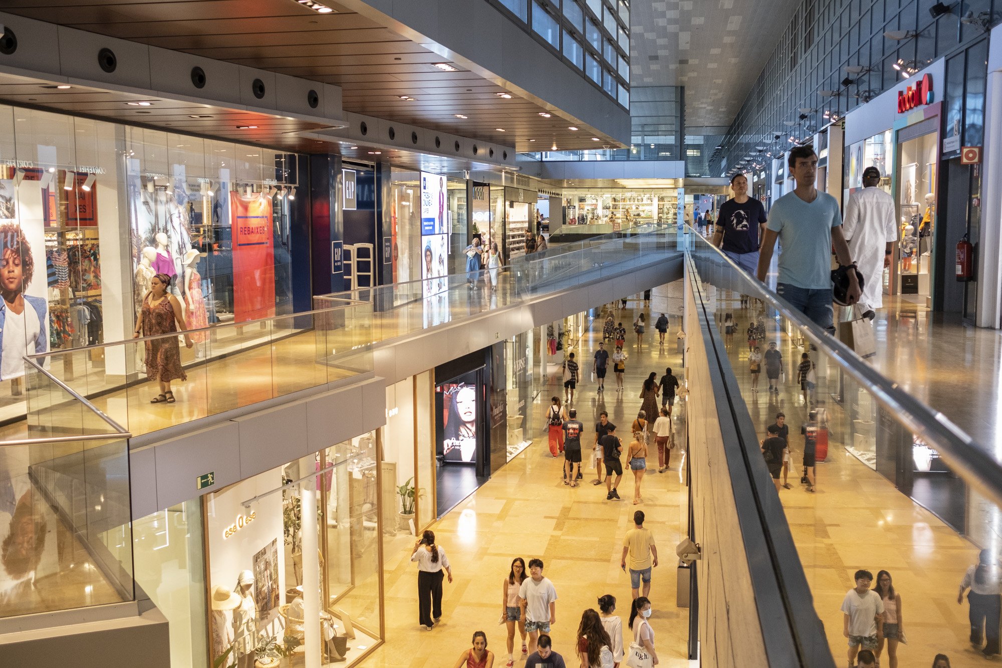 Centre Comercial Illa Diagonal, mesures estalvi energetic aire acondicionat / Foto: Carlos Baglietto