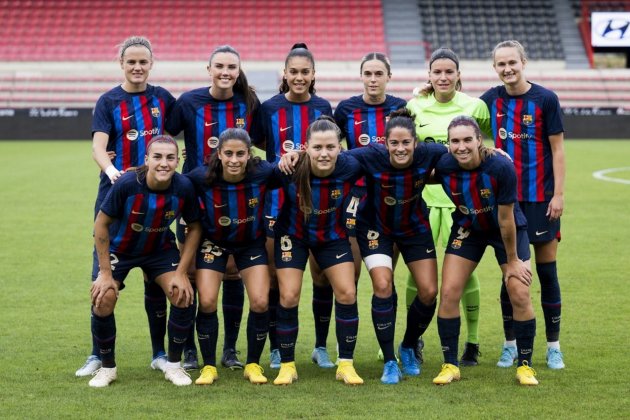 Alineacion Barca femenino Bayern Amos Cup / Foto: @FCBfemeni