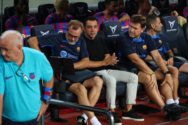 Xavi Hernandez Oscar Hernandez banquillo FC Barcelona Rayo Vallecano Spotify Camp Nou / Foto: Europa Press
