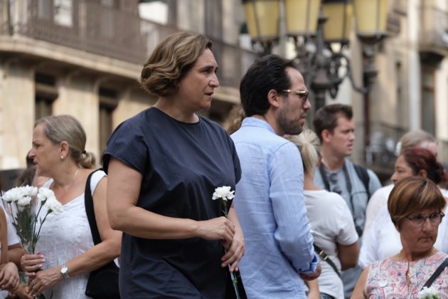 atentado barcelona 17 EN Ada Colau Carlos Baglietto (2)