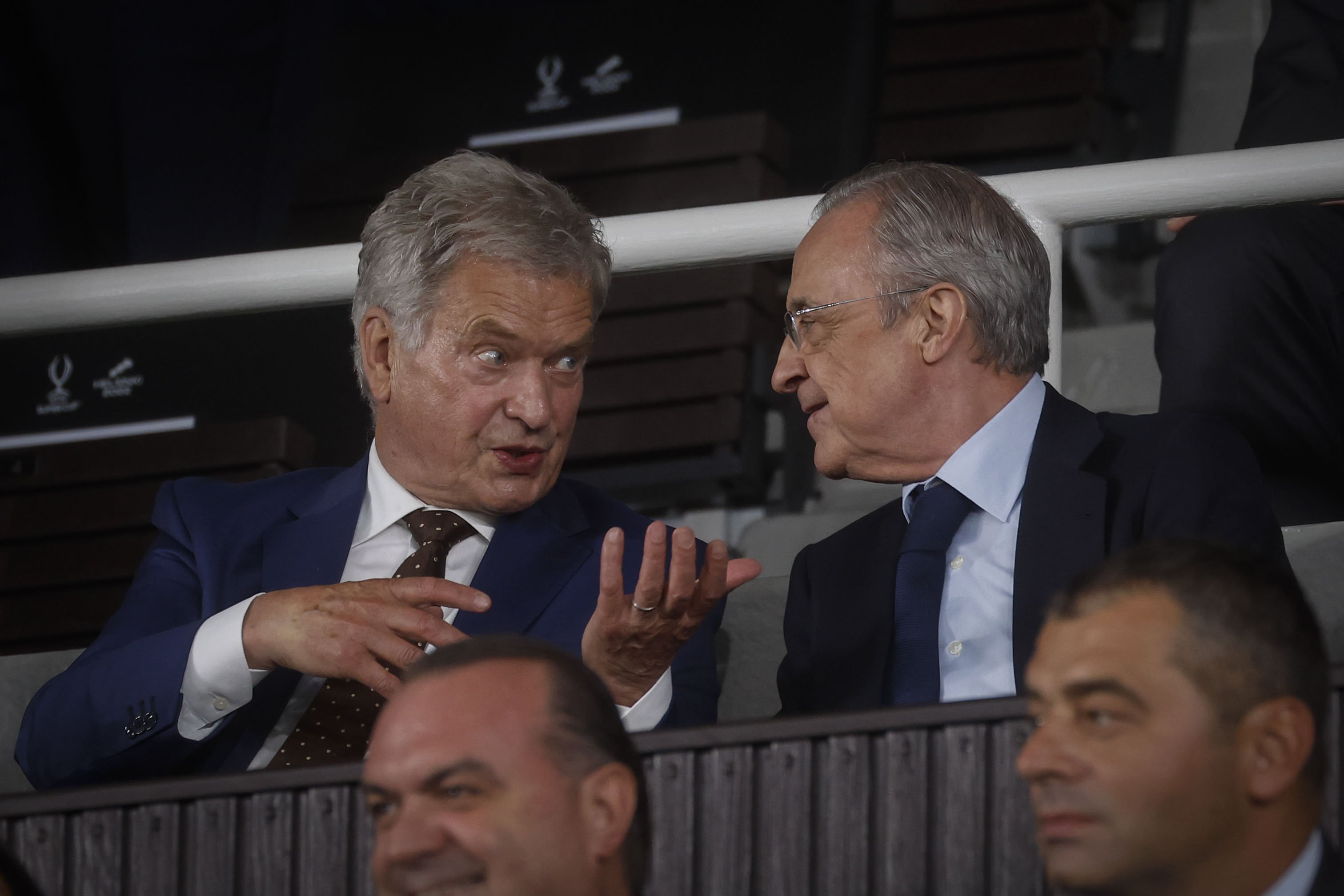 Es penedeix de trair Florentino Pérez per diners, però el Reial Madrid li tanca la porta per tota la vida