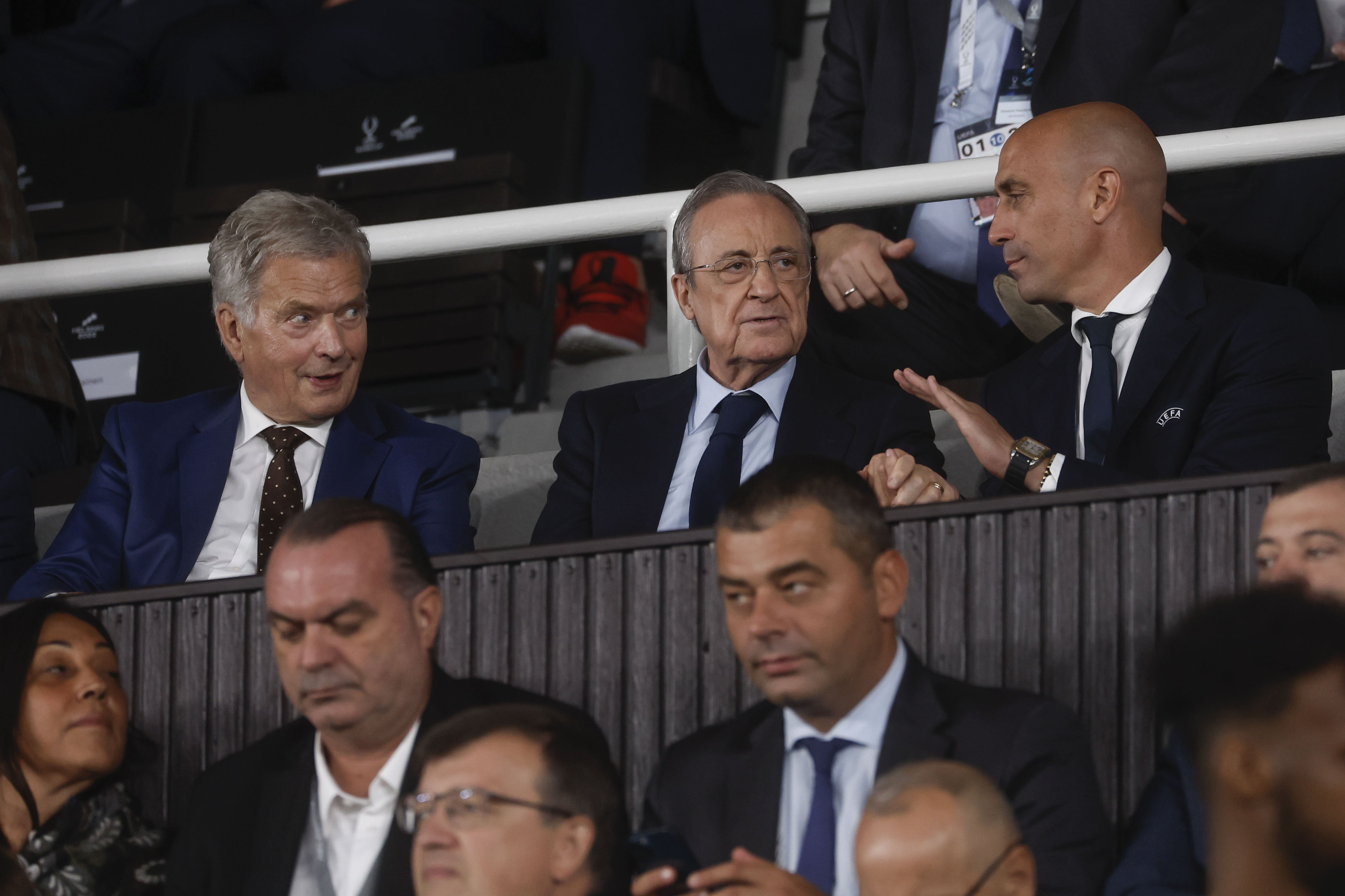 Superoferta del PSG posa contra les cordes Florentino Pérez: més diners o els perd per sempre