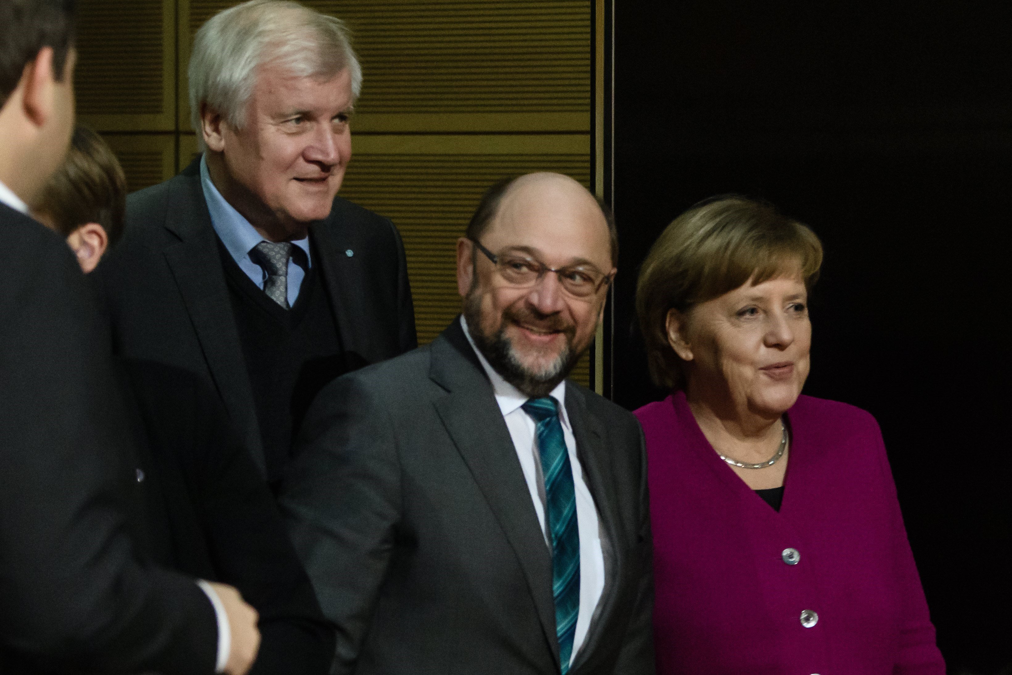 Merkel i Schulz assoleixen un acord de govern a Alemanya