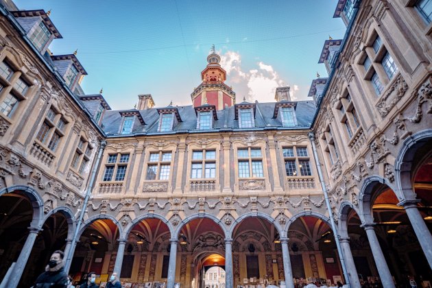 La Antigua Bolsa de Lille / Unsplash