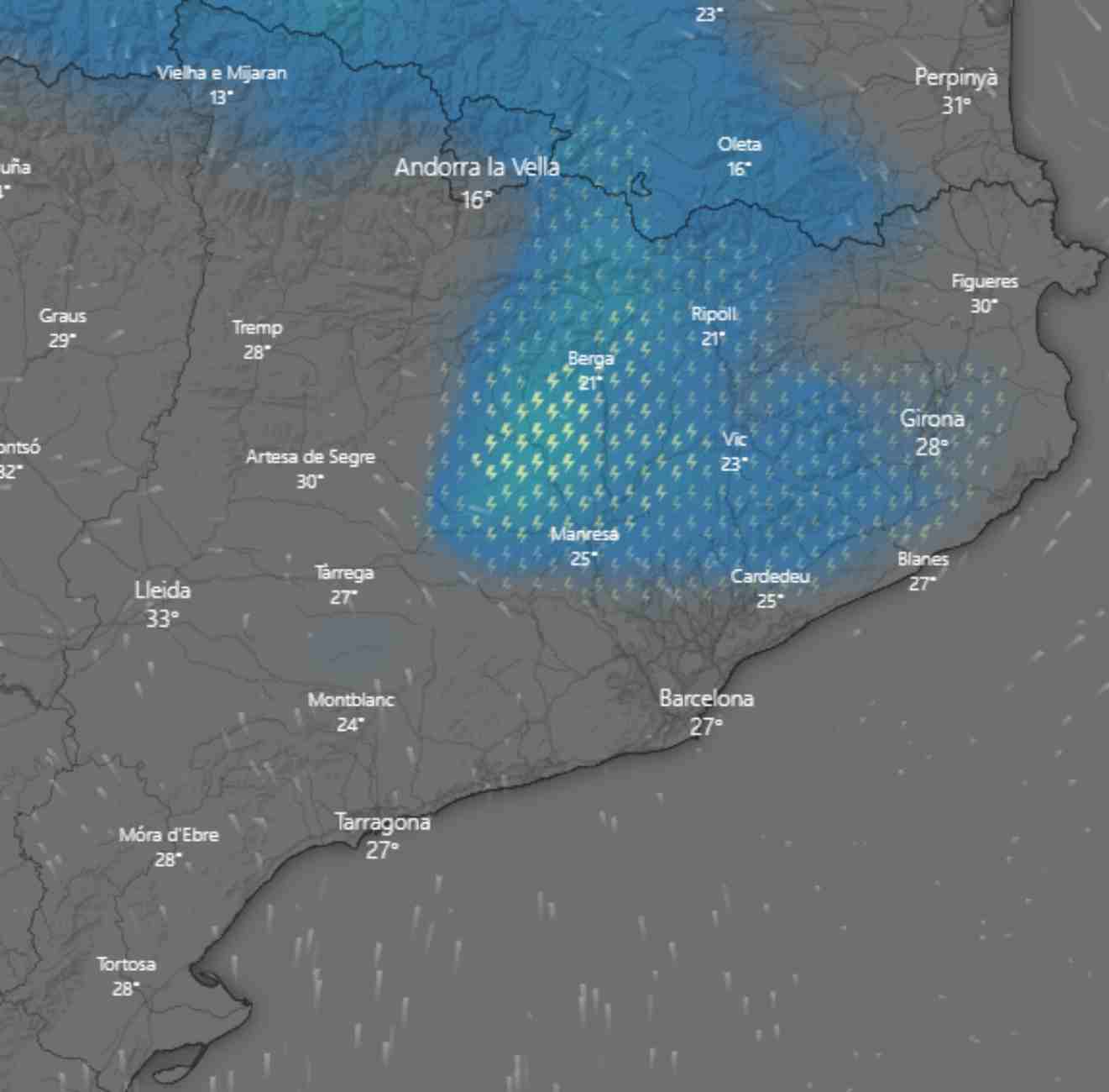 Activitat elèctrica esperada per diumenge a la tarda / WINDY