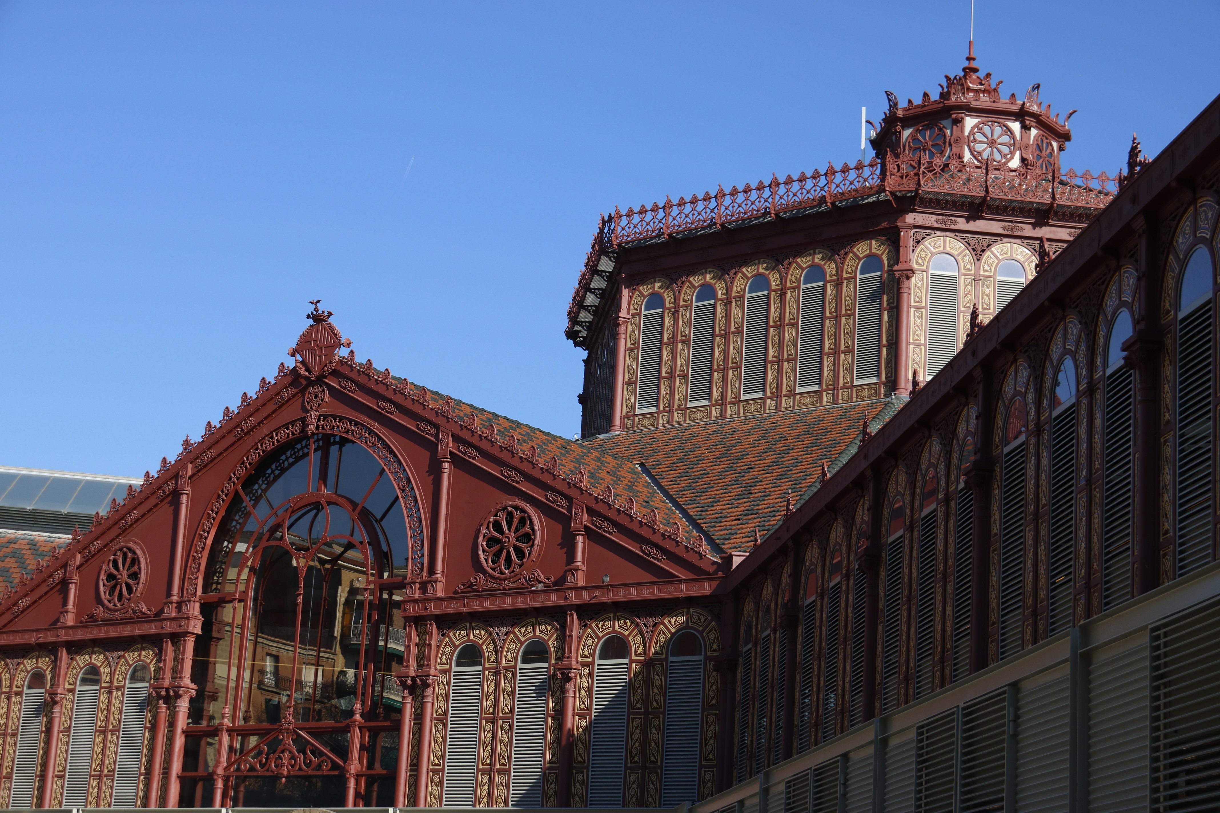 Barcelona limitará la apertura de establecimientos en el barrio de Sant Antoni