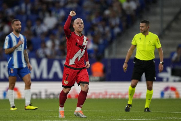 Isi Palazon gol Espanyol Rayo / Foto: EFE