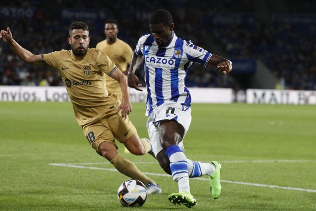 Jordi Alba Mohamed Ali-Cho Real Sociedad Barça / Foto: EFE