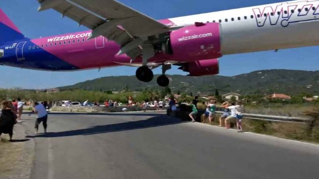 Un aterrizaje comprometido Un aterrizaje comprometido