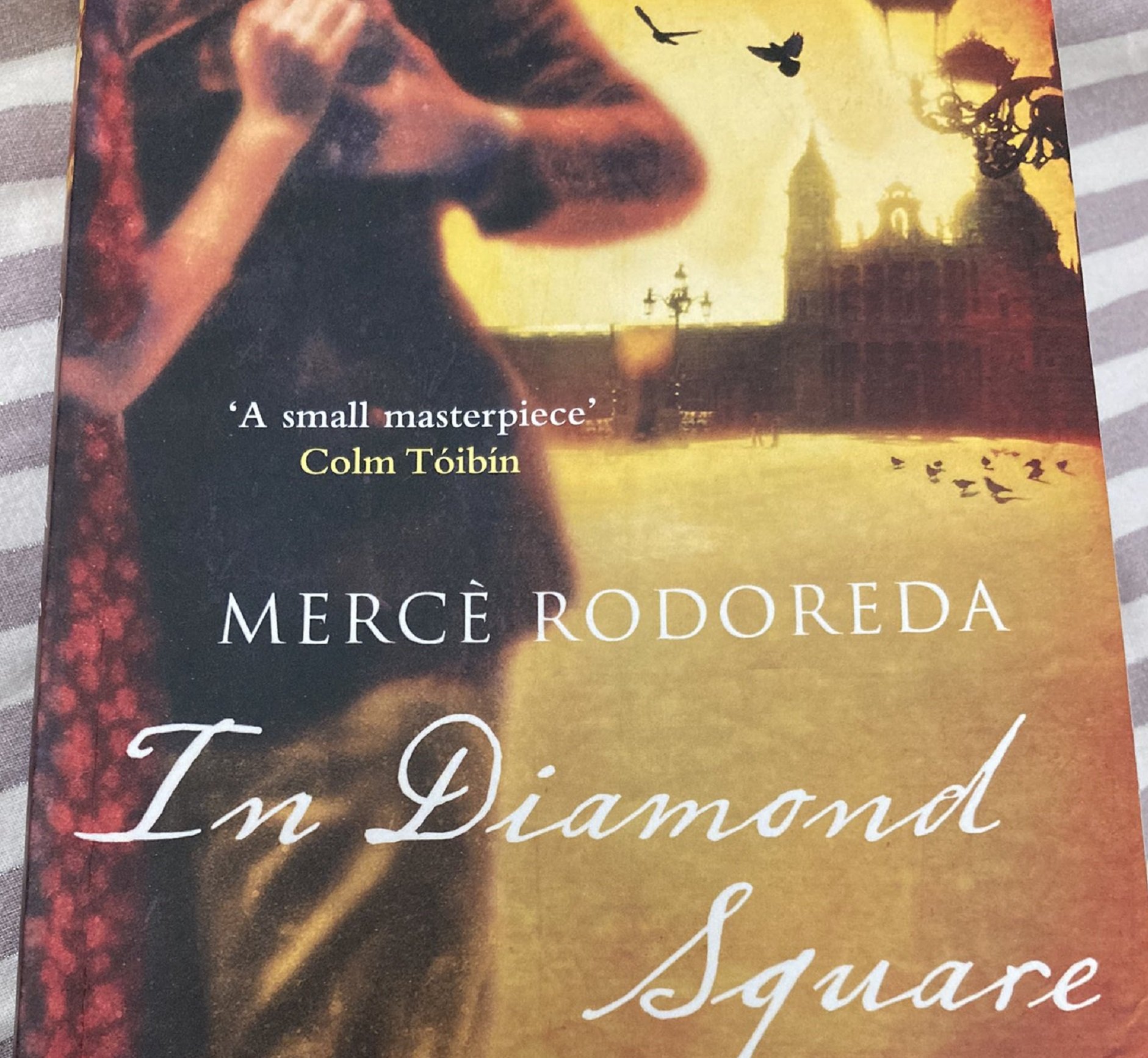 Una traducción inglesa de 'La plaça del Diamant' de Mercè Rodoreda enciende  las redes sociales