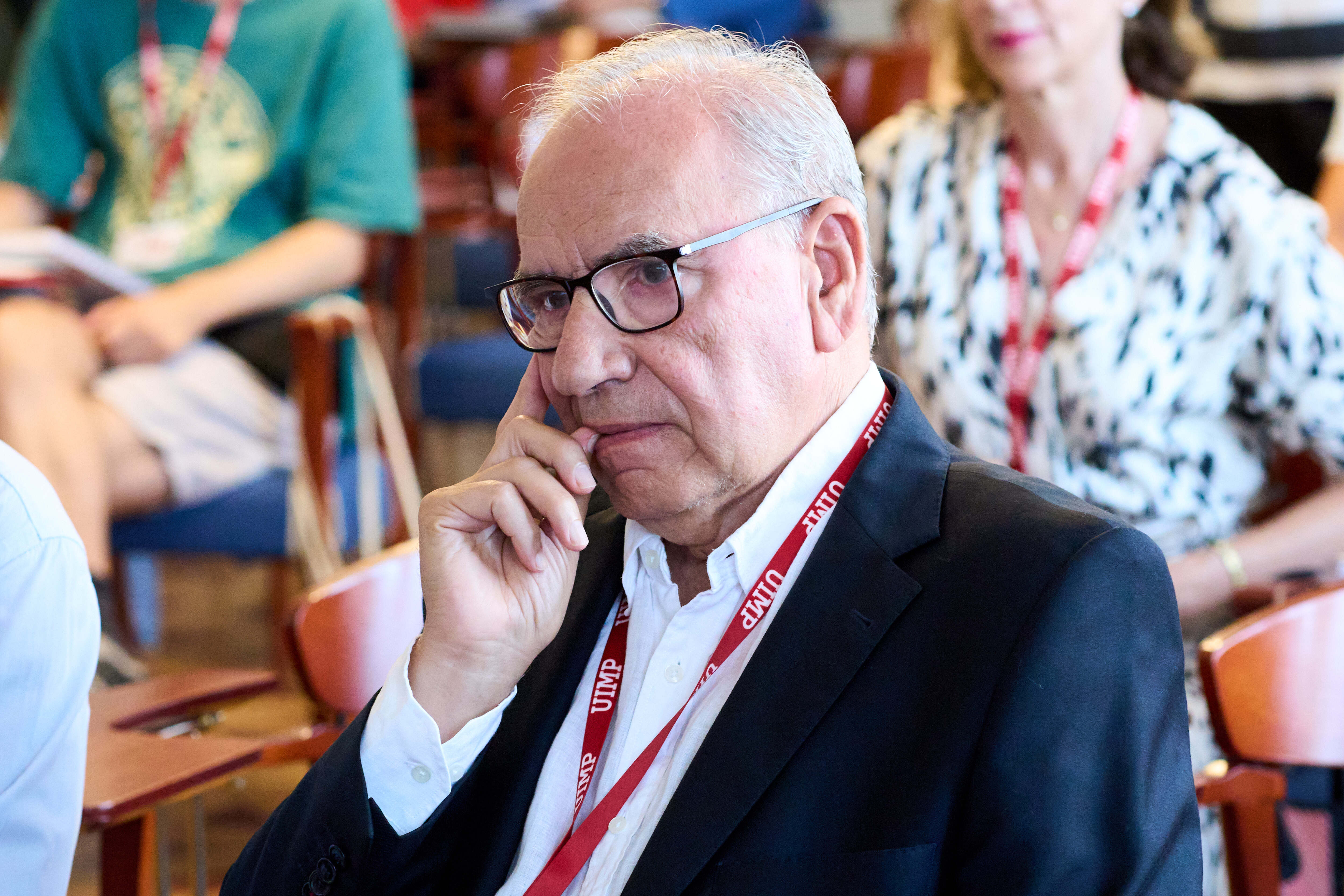 Alfonso Guerra se suma a González y Zapatero y dará apoyo al indulto a Griñán