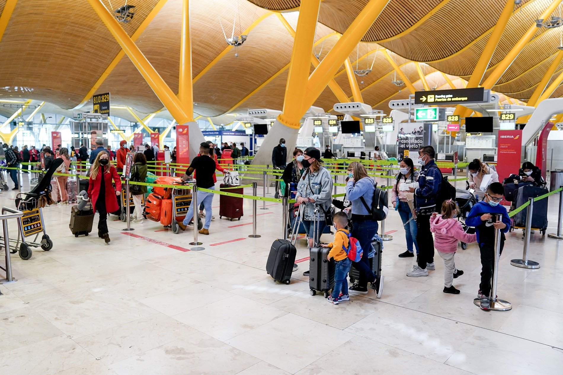 Adeu a les mascaretes als avions