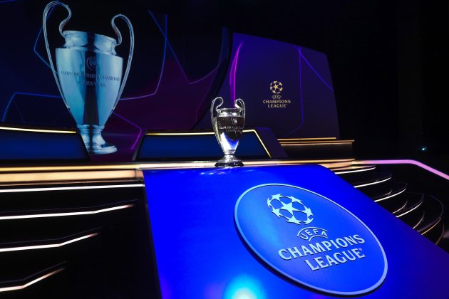 Trofeo lliga campions sorteig 2022 istambul champions league / Foto: Efe Trofeo lliga campions sorteig 2022 istambul champions league / Foto: Efe