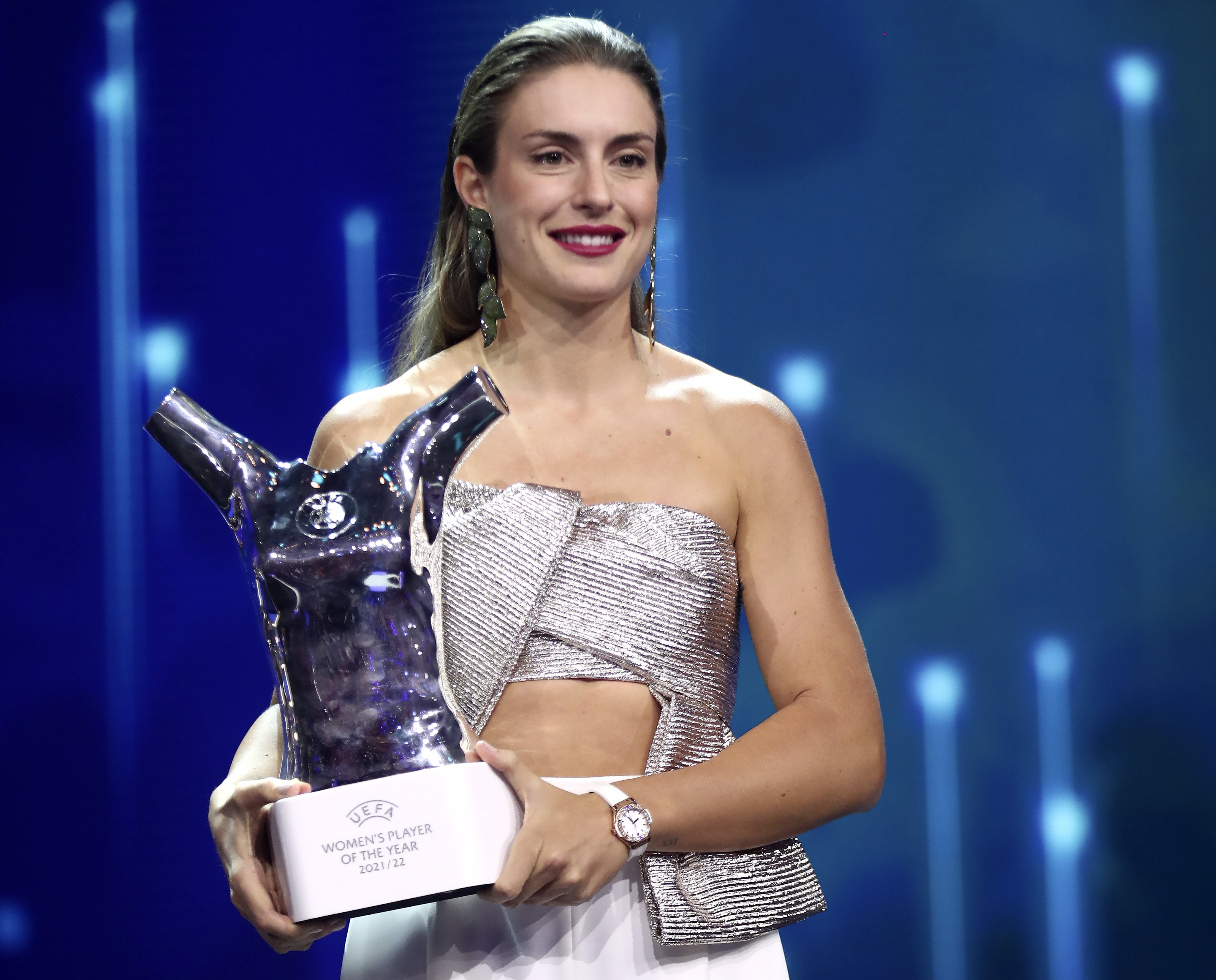 Barça's Alexia Putellas wins UEFA best women's player award for second year in a row