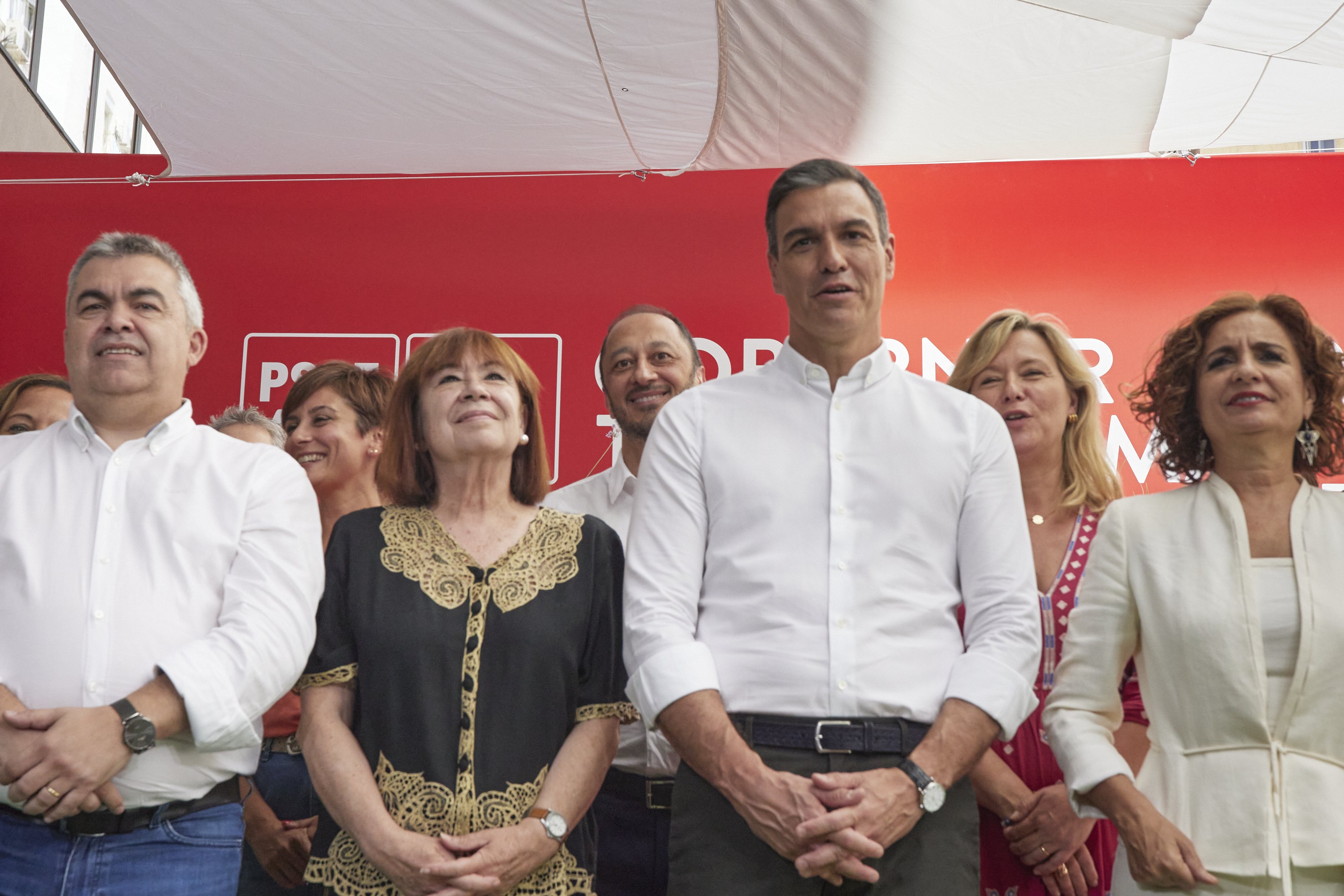 Pedro Sánchez, en precampaña: 30 actos en cuatro meses para resucitar el PSOE