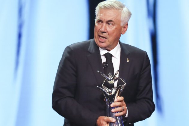 Carlo Ancelotti premio mejor entrenador / Foto: EFE