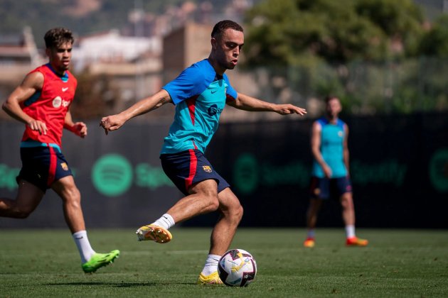 Sergiño Dest entrenament Barça / Foto: FC Barcelona