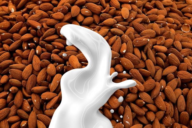 Bebida de almendras / PxHere Bebida de almendras / PxHere
