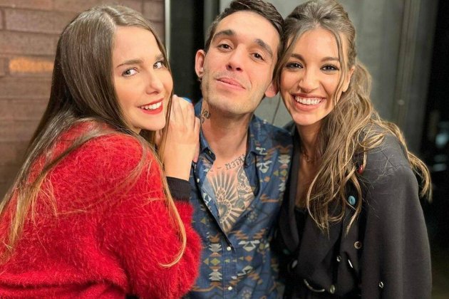 Victor Elías amb Ana Guerra i Natalia Sánchez 