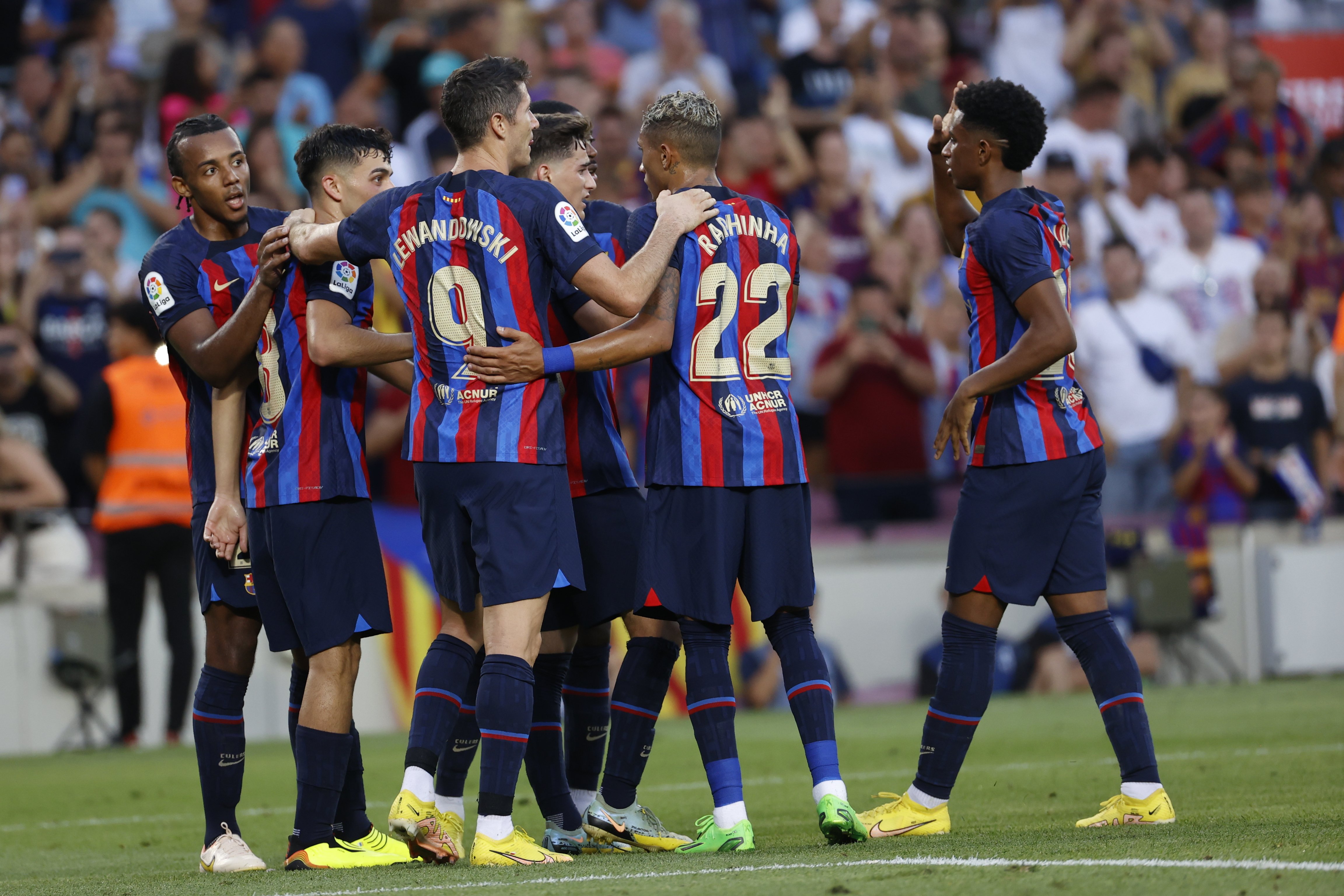 Un Barça demoledor presenta candidatura en la Liga contra el Valladolid (4-0)