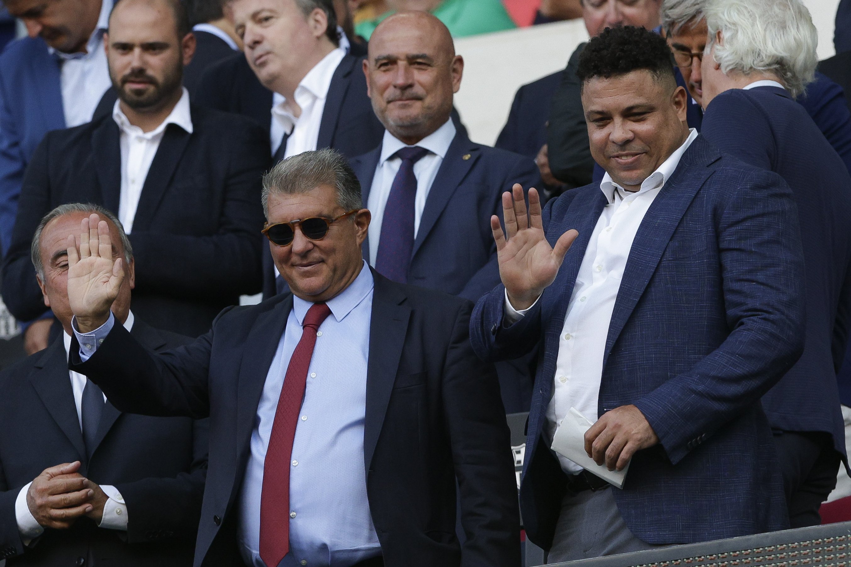 Está engañando deliberadamente a Joan Laporta y en el Barça ya se han dado cuenta de la farsa