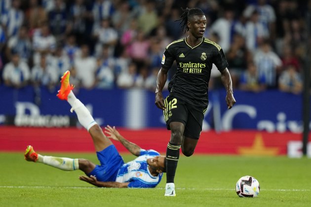 Eduardo Camavinga pelota controlada Real Madrid / Foto: EFE