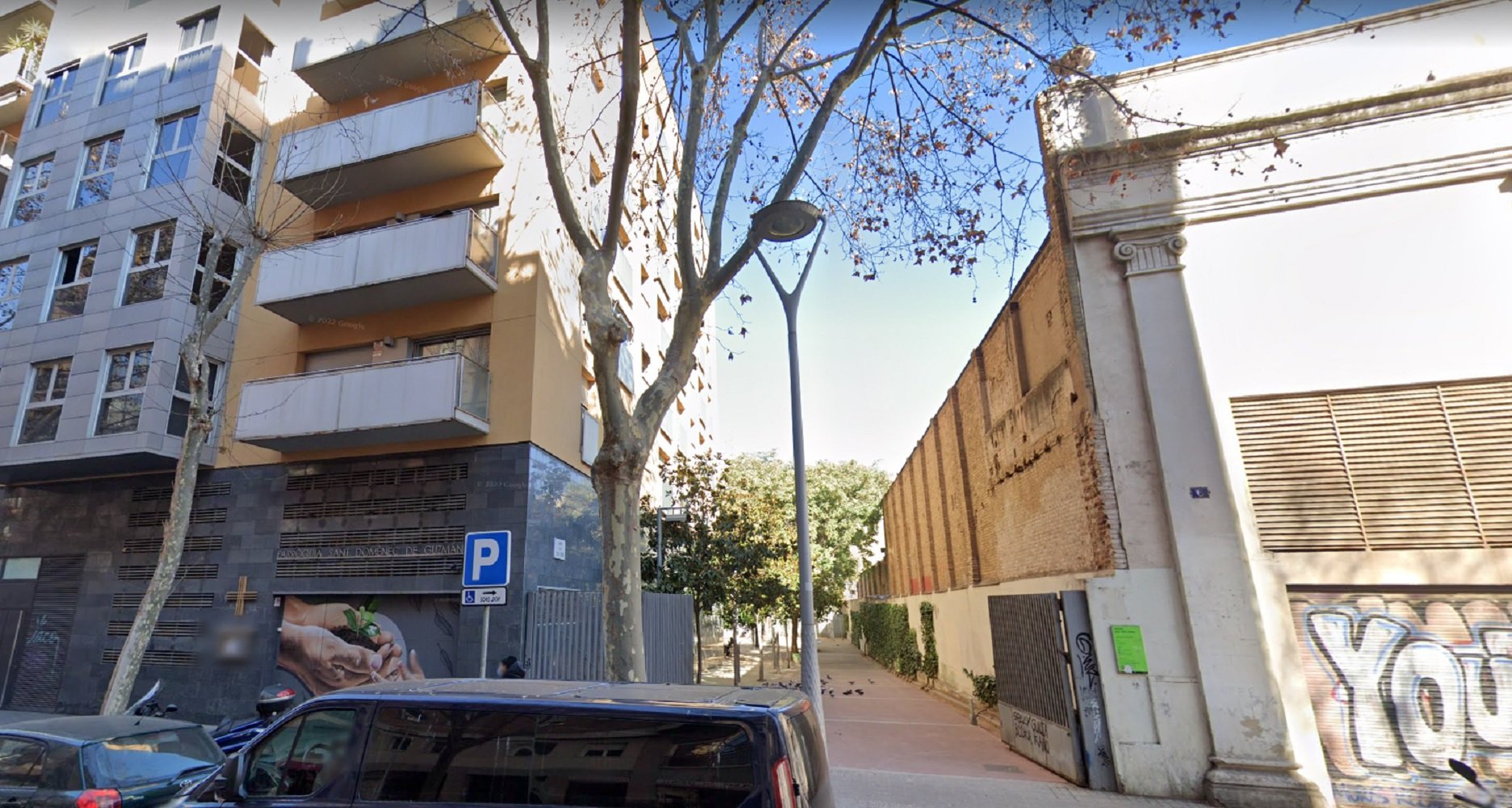 Un parque infantil del Eixample, cerrado por presencia de ratas