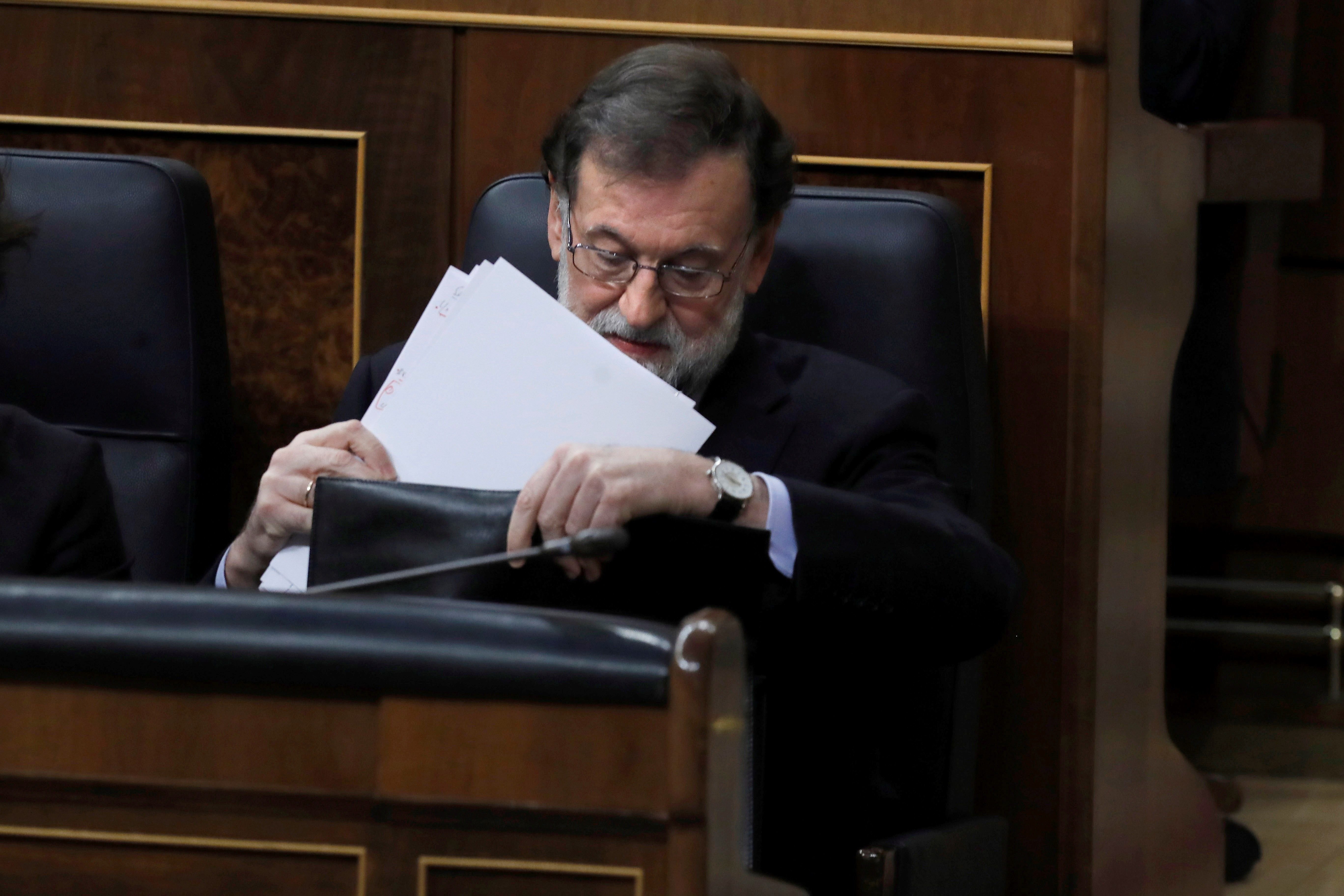 Rajoy demands the Catalan Parliament invest a "normal" president
