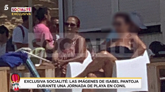 Isabel Pantoja a la platja Isabel Pantoja a la platja