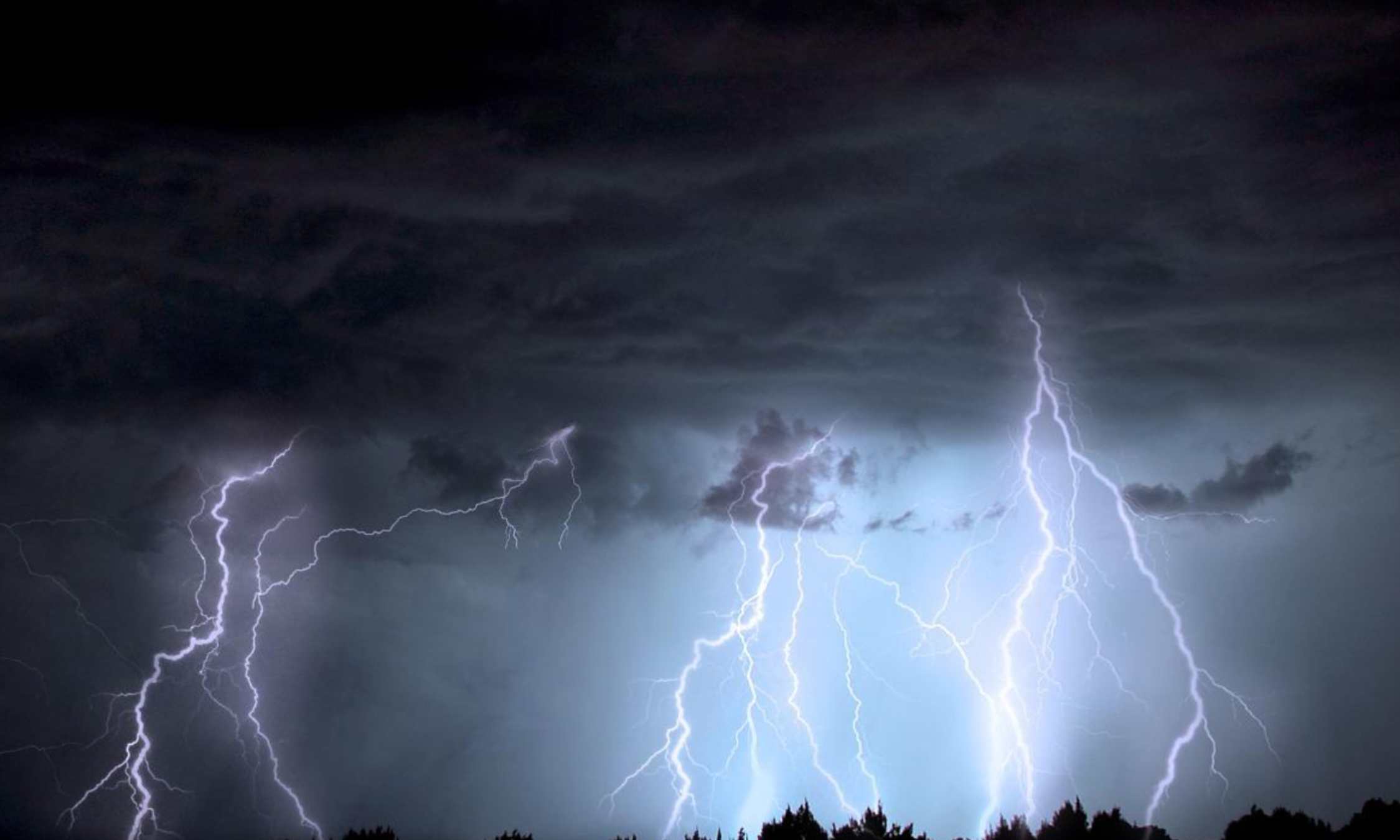 Miércoles complicado: las lluvias barrerán toda Catalunya. Muchas comarcas en aviso