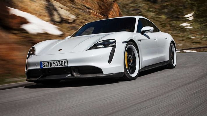 Porsche Taycan Porsche Taycan